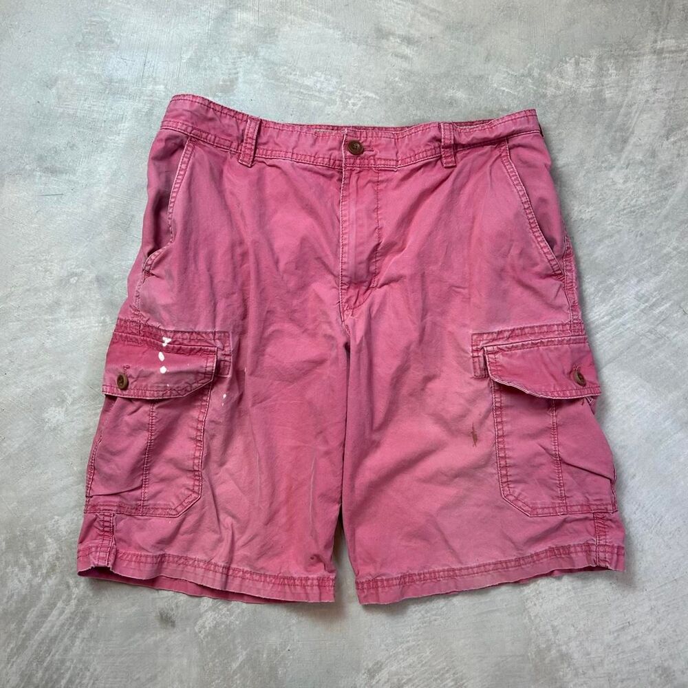 Izod Men's Pink and Red Shorts